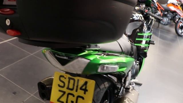 Kawasaki ZZR 1400 Performance Sport Edition With Akrapovic!
