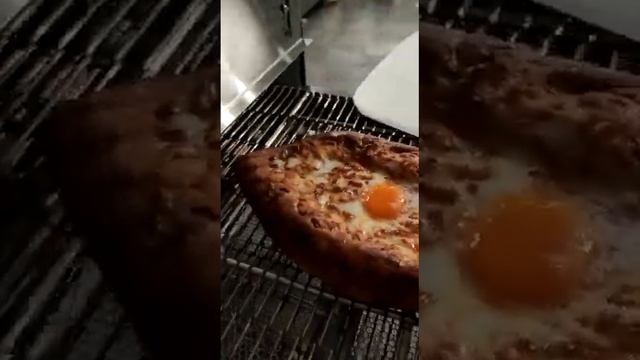 Печём хачапури по-аджарски в печи для пиццы RoboChef от Robolabs смотреть онлайн