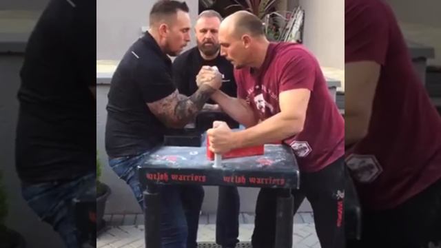 PAUL MAIDEN AND LEE WEBBER SPARRING смотреть онлайн