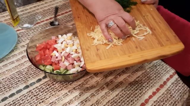 ЭТОТ САЛАТ БЕСПОДОБЕН! ГОТОВЛЮ ЧЕРЕЗ ДЕНЬ! смотреть онлайн