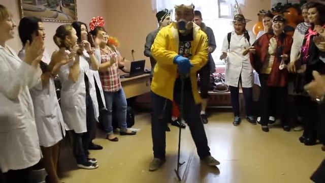 Медики жгут,танец со шваброй,смотреть до конца смотреть онлайн