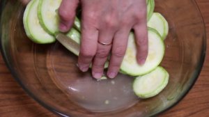 Вкуснейшие жареные кабачки с хрустящей корочкой, но сочные внутри|Fried zucchini