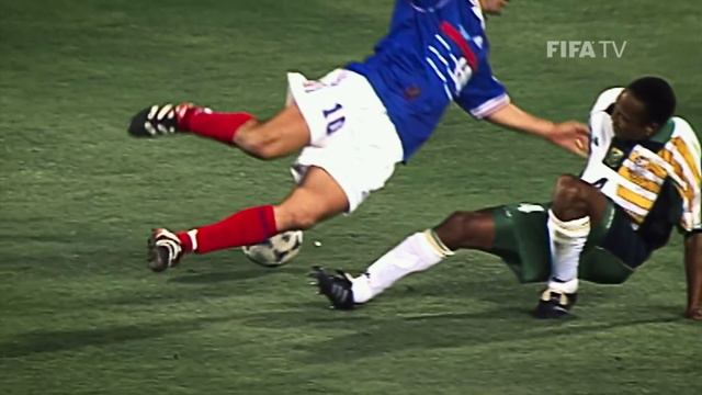 Zinedine Zidane | FIFA World Cup Moments смотреть онлайн