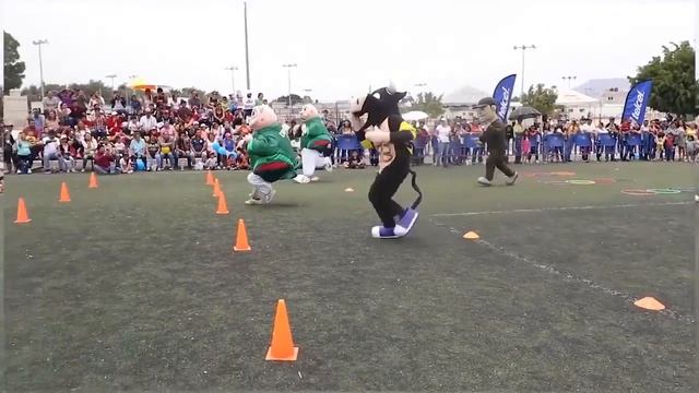 ??La MEJOR Carrera de Botargas de la historia de México, UN PRESIDENTE ? corrió en ella смотреть онлайн