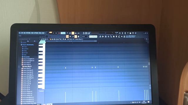 Как сделать гнусный бит FL Studio? Где находится пианино? смотреть онлайн