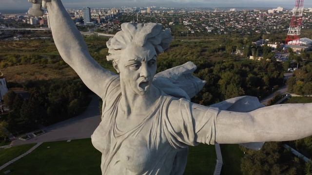 Волгоград. Мамаев курган. Родина - Мать зовет с высоты птичьего полета. DJI MINI 2.