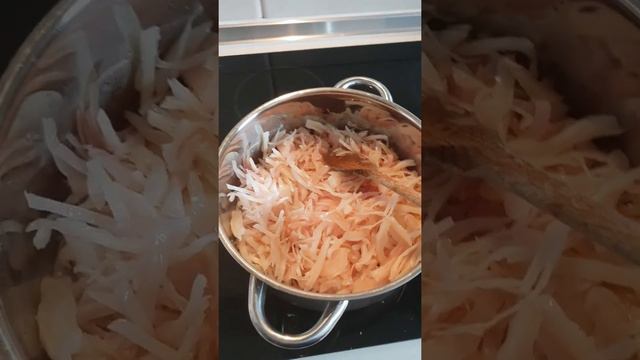 Varză călită ,cu afumatură смотреть онлайн