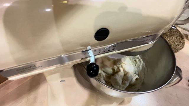 Пельменное тесто с миксером KitchenAid/Dumpling dough with KitchenAid mixer смотреть онлайн