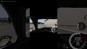 гонщик влетел в бордюр в beamNG