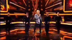 Один в один Алексей Чумаков в образе Бориса Моисеева