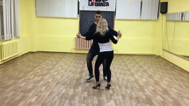 12.06 Bachata advanced lessons ( 3 уровень) смотреть онлайн