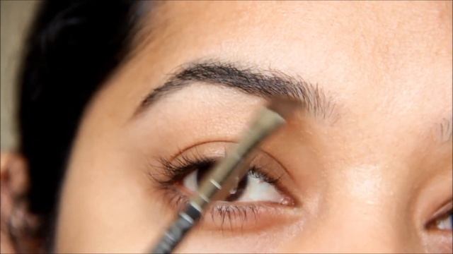 Using Anastasia Dipbrow Pomade To Fill In Brows | Beautylashes19