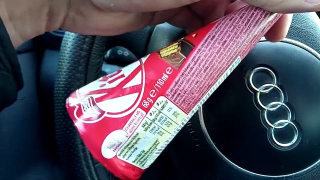 I Фора Nestle Мороженое рожок ваниль кокос KitKat Ice cream cone vanilla coconut Украина 20220919 смотреть онлайн