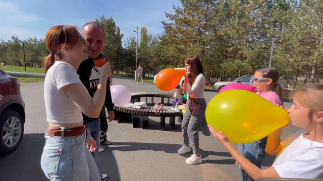 Надуй и лопни шарик быстрее всех и получи деньги #шоу #вызовпринят #уфа