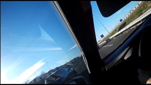 Probando el Pro Pilot y el e-pedal en el Nissan Leaf смотреть онлайн