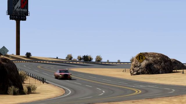 Mercedes-Benz AMG GTR '17 Vs 1971 Mercedes-Benz AMG 300 SEL 6.8 'Rote Sau