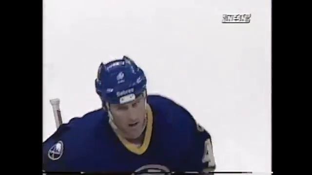 Yuri Khmylev's great assist on Dave Hannan's goal vs Bruins (9 oct 1995) смотреть онлайн