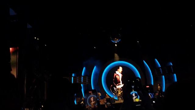 Arctic Monkeys - Body Paint @ Emirates Old Trafford, Manchester 3/6/23 смотреть онлайн