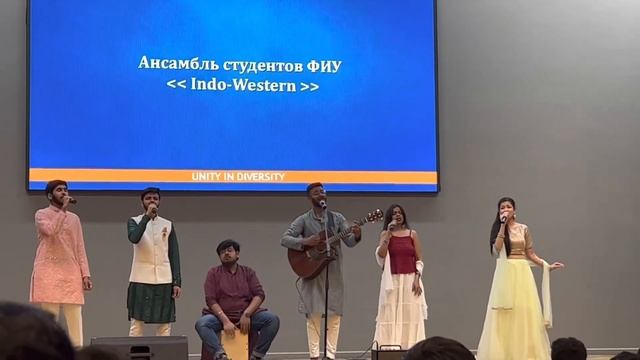 Indo-Western | Indian Day in Smolensk State Medical University #indowestern #singing #medstudent смотреть онлайн