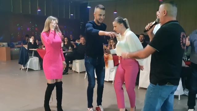 ❤️ Adna Vila zavoli Ilhana - Noć bosanskog teferiča - Bari Bend - Hotel Heco Plus - Sarajevo смотреть онлайн