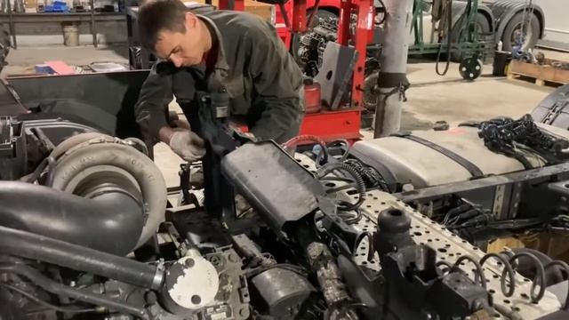 Замена коробки Скания GR905R смотреть онлайн