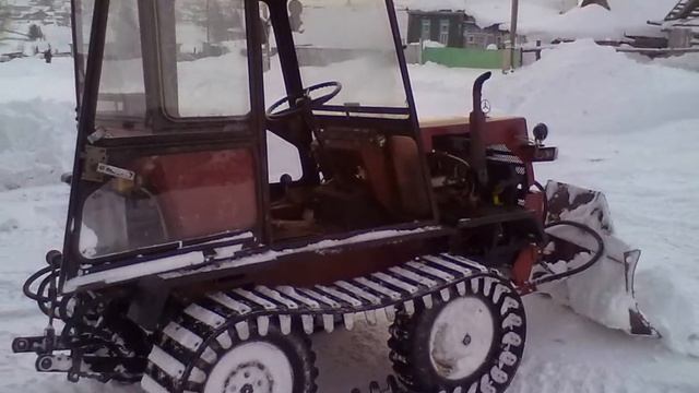 Минитрактор Уралец ЧТЗ 02 01 смотреть онлайн