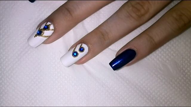 Маникюр со стразами | Nail Art Designs