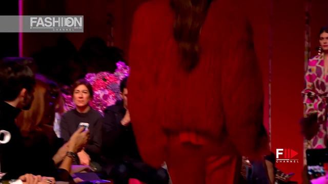 JORGE VAZQUEZ Highlights Madrid Mercedes Benz Fall Winter 2018-19 - Fashion Channel смотреть онлайн