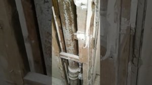 Разобрать короб в ванной своими руками