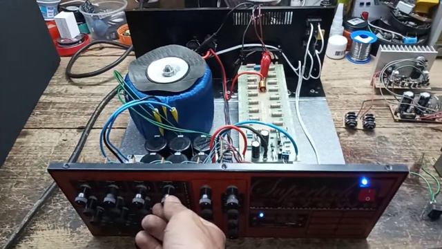 💪Aumentando a potência de um amplificador Mixer de 100w para 1600w 🔈🔉🔊 смотреть онлайн