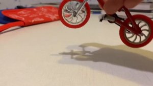 Привет всем!Как делать трюки на Фингер бмх