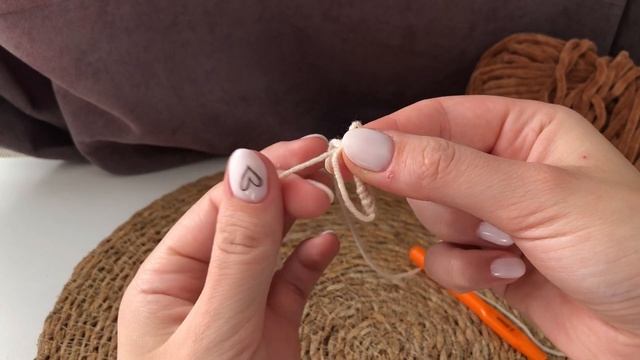 УРОК 1. Кільце амігурумі / варіанта легше не знайдете смотреть онлайн