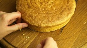 Как ровно разрезать БИСКВИТ ниткой