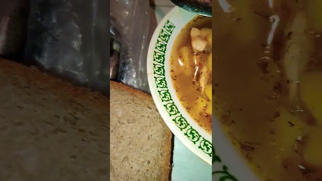 Тушёная картошка с килькой вкусно и просто ? #вкусно #вкусноипросто #еда смотреть онлайн