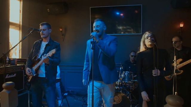 Queen - I Want To Break Free | VINYL 33 Cover смотреть онлайн