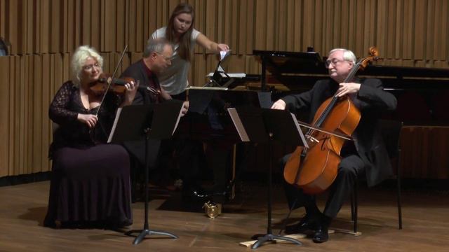 Antonín Dvořák: Slavonic Dance in C minor Op. 46 No. 7 смотреть онлайн