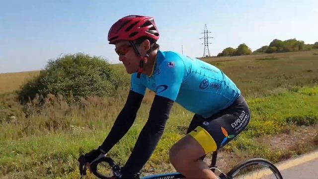 Серик Сапиев на велосипеде - олимпийский чемпион по боксу (2012 г.). смотреть онлайн