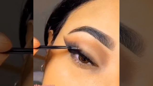 #beautiful #eyemakeuptutorial #eyemakeup #eyeliner #eyelashes #eyes #makeup #shorts #style #fashion смотреть онлайн