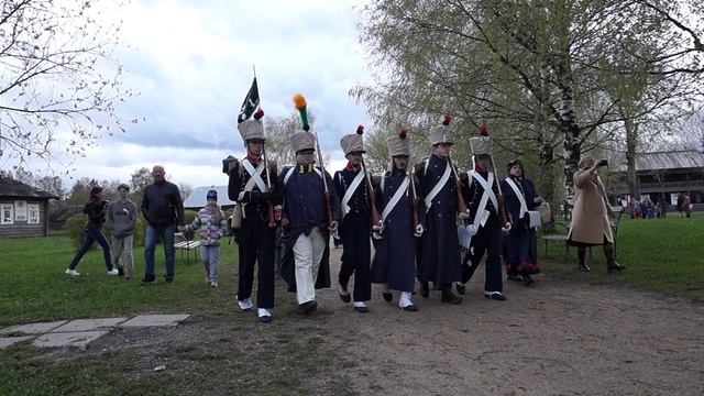 Ансамбль барабанщиц Училища Искусств программа «Сыны Отечества» прошла 14 мая в Усадьбе Гальских. смотреть онлайн
