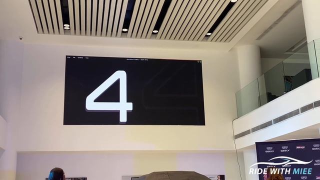 Geely just launched the Azkarra in Nigeria and it is a LOT to take in! смотреть онлайн