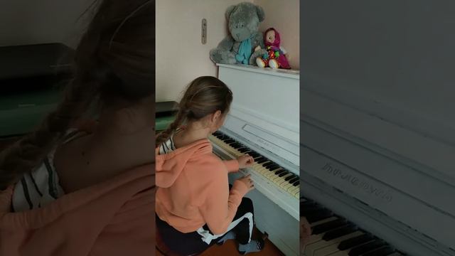 Наше домашнее "Прекрасное далёко" на фортепиано) смотреть онлайн