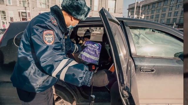 Как празднуют день автомобилиста в 2021 | Пожелания и подарки в день водителя | Праздник шофёра смотреть онлайн