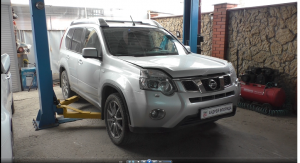 Замена нижней подушки двигателя на Ниссан Х трейл 2014 года Nissan X TRAIL