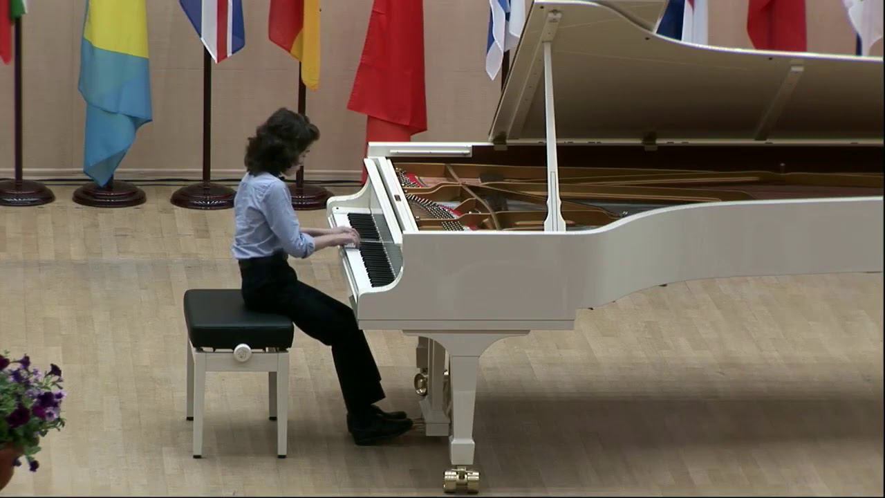 П. Чайковский В деревне из цикла "12 пьес средней трудности для фортепиано" ор 40 №7 смотреть онлайн