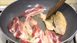 Яичница с беконом. Быстрый и вкусный завтрак