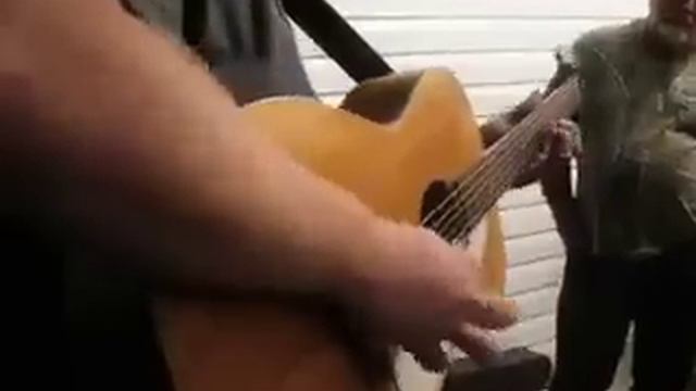 T R O U B L E смотреть онлайн