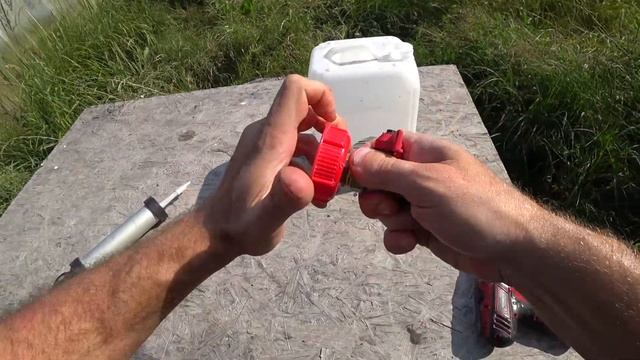 СУПЕР-РУКОМОЙНИК ЗА 5 МИНУТ.КАК СДЕЛАТЬ РУКОМОЙНИК ИЗ КАНИСТРЫ БЫСТРО .ДОСТУПНЫЙ СПОСОБ..