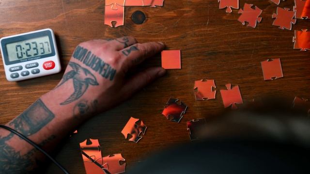 Solving The IRIDESCENT Jigsaw Puzzle!! (See-Through) смотреть онлайн