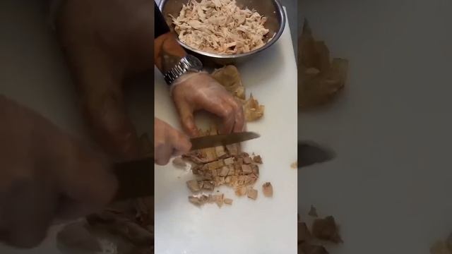 Домашняя колбаса в бутылке!??Поддержи вкуснейший рецепт лайком ???#курица смотреть онлайн