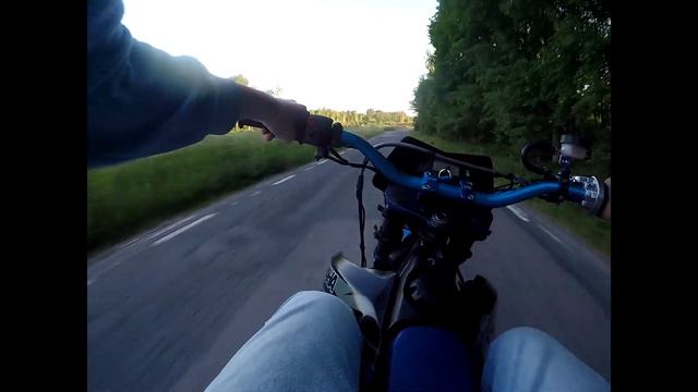 DT50 wide open summer braps | RAW 2-STROKE SOUNDS смотреть онлайн